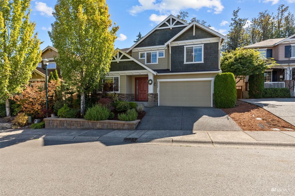 Photo of 16136 Parkside Way SE, Renton, WA 98058 (MLS # 1982093)