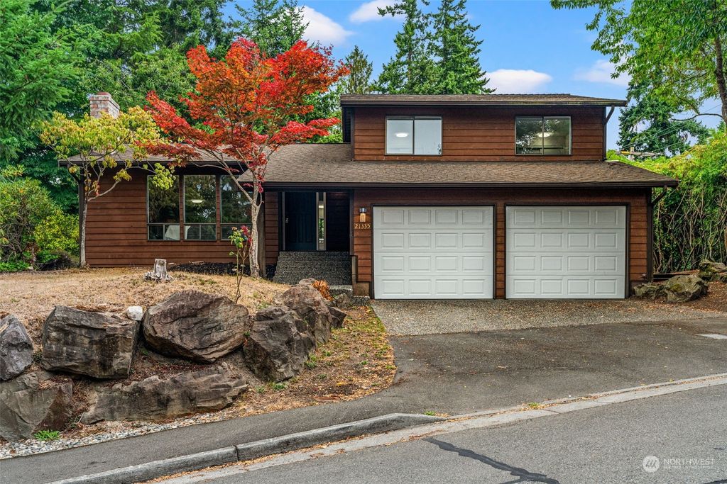 Photo of 21335 Pioneer Way, Edmonds, WA 98026 (MLS # 2158170)