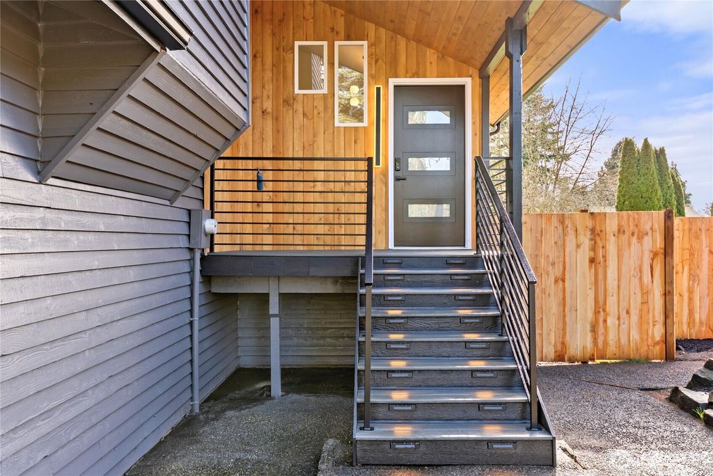 Photo of 20733 Elberta Road, Lynnwood, WA 98036 (MLS # 2544505)