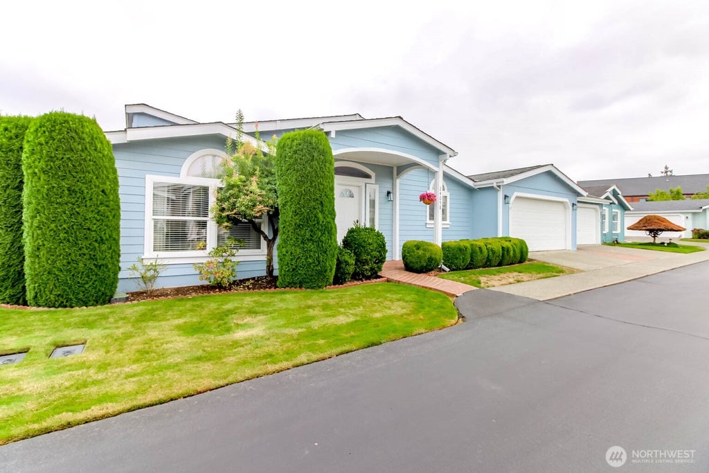Photo of 24058 222nd Avenue SE #20, Maple Valley, WA 98038 (MLS # 2524794)