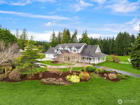 Photo of 877 Bywater Way, Port Ludlow, WA 98365 (MLS # 2500274)