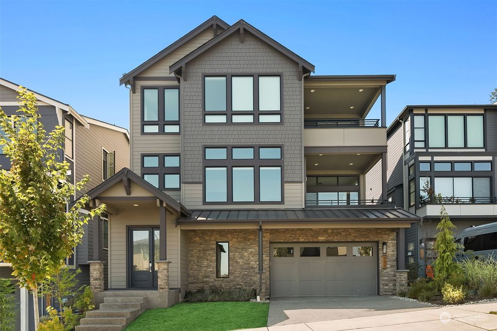 Photo of 489 Foothills Drive NW, Issaquah, WA 98027 (MLS # 2005397)