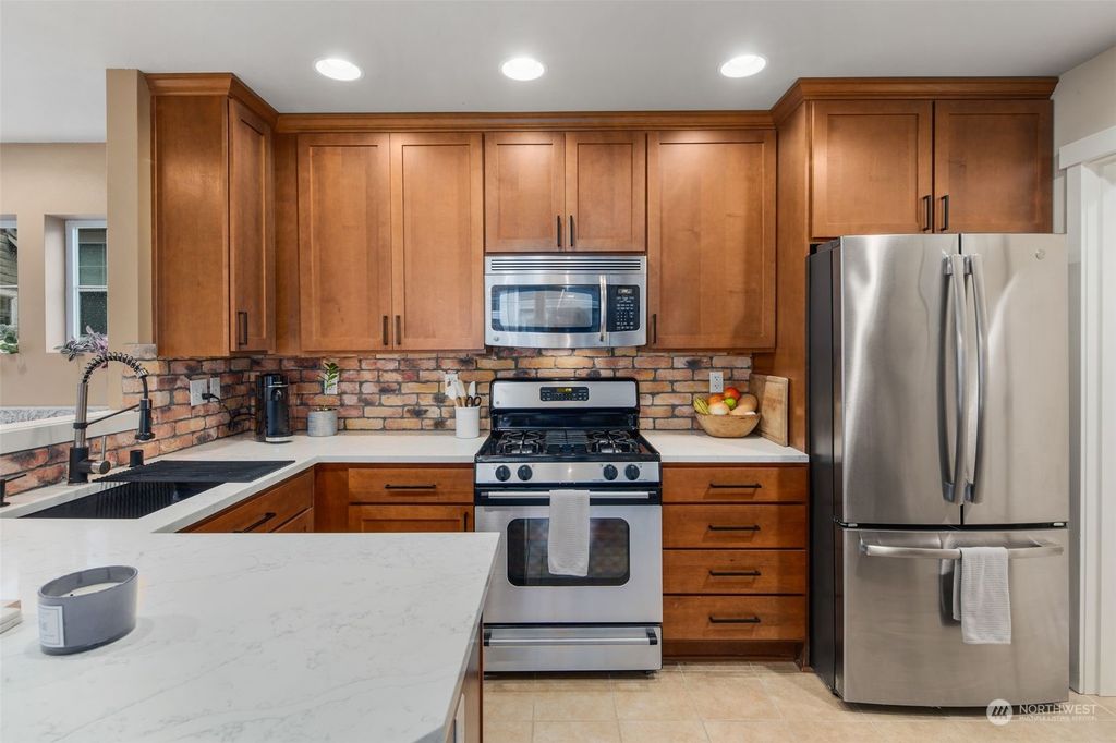 Photo of 3003 SW Cycle Court, Seattle, WA 98126 (MLS # 2018133)