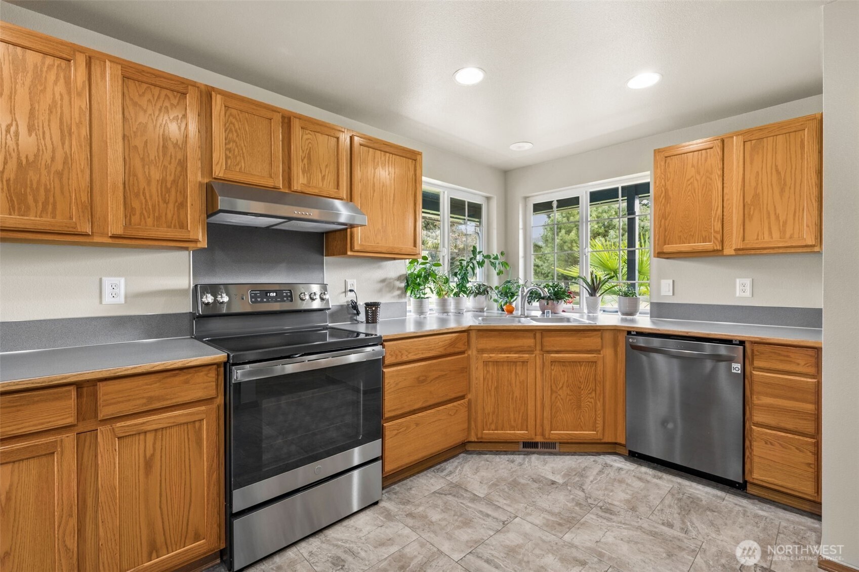 17837 Gilbert Street SE