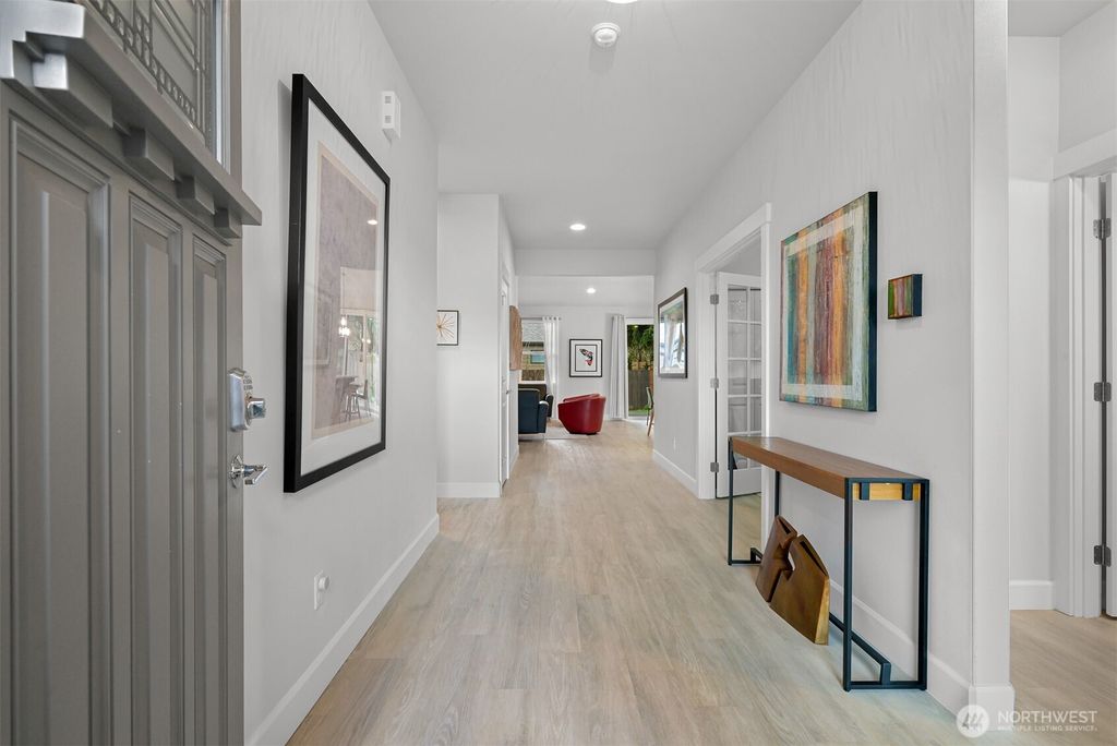 Photo of 1384 Fernwood Lane, Ferndale, WA 98248 (MLS # 2495242)