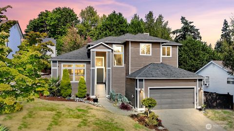 Photo of 8746 NE 144th Court, Kirkland, WA 98034 (MLS # 2447324)