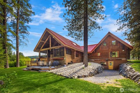 Photo of 197 Swiftwater Lane, Leavenworth, WA 98826 (MLS # 2397119)