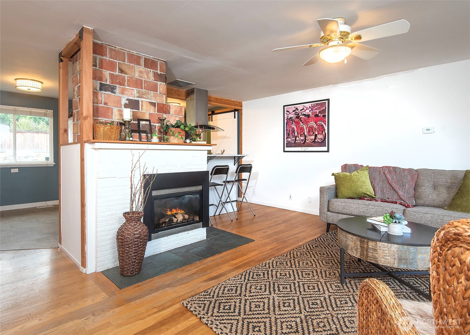 18052 7th Avenue NE