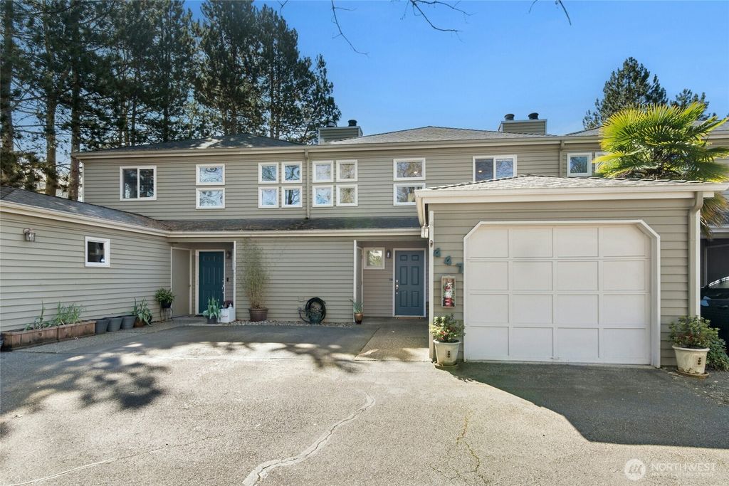 Photo of 447 7th Avenue, Kirkland, WA 98033 (MLS # 2512297)