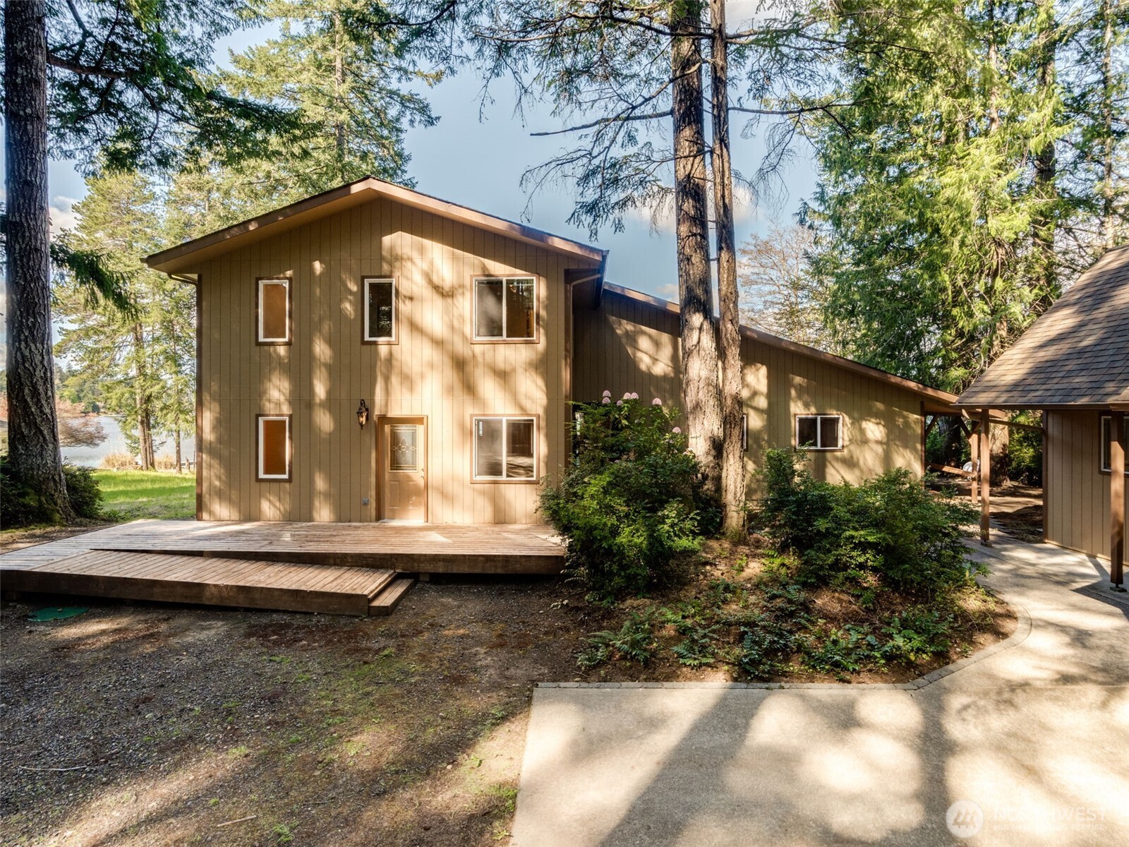 154 E Duck Cove Road