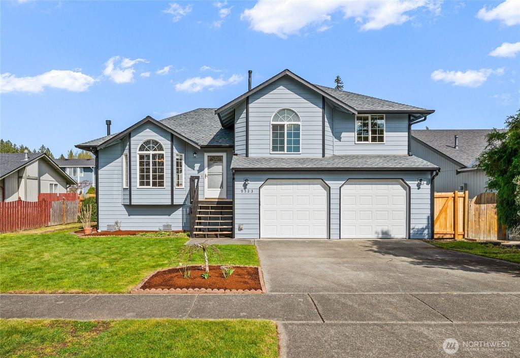 Photo of 9523 53rd Drive NE, Marysville, WA 98270 (MLS # 2360823)