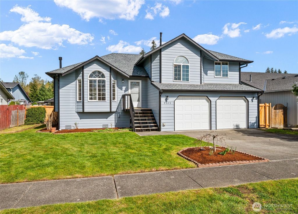 Photo of 9523 53rd Drive NE, Marysville, WA 98270 (MLS # 2360823)