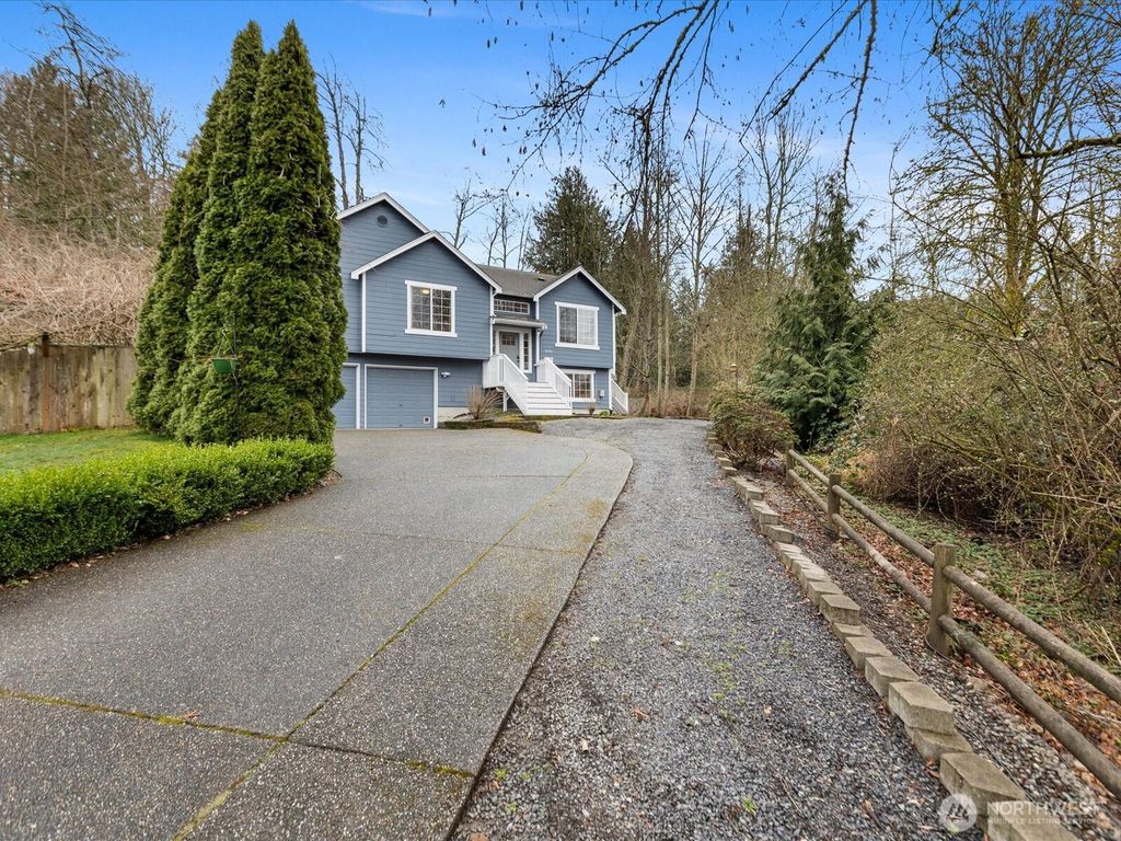 Photo of 6722 50th Place NE, Marysville, WA 98270 (MLS # 2340759)