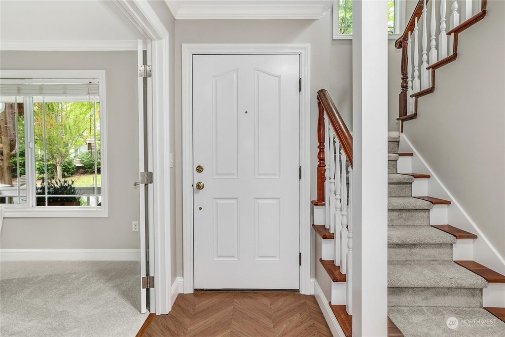 Photo of 22381 NE 101st Place, Redmond, WA 98053 (MLS # 2162139)