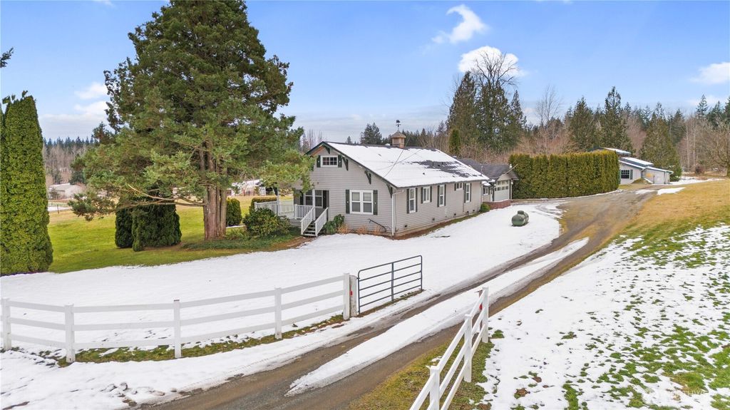 Photo of 11106 227th Avenue SE, Monroe, WA 98272 (MLS # 2329232)