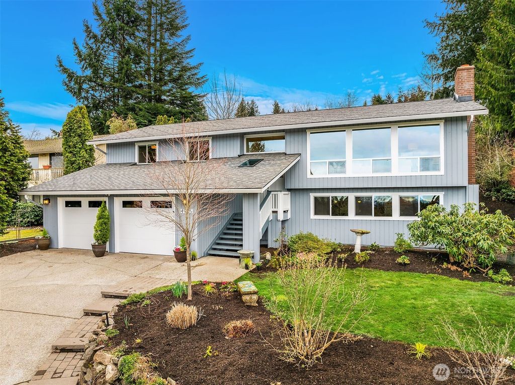 Photo of 14905 SE 49th Street, Bellevue, WA 98006 (MLS # 2344808)