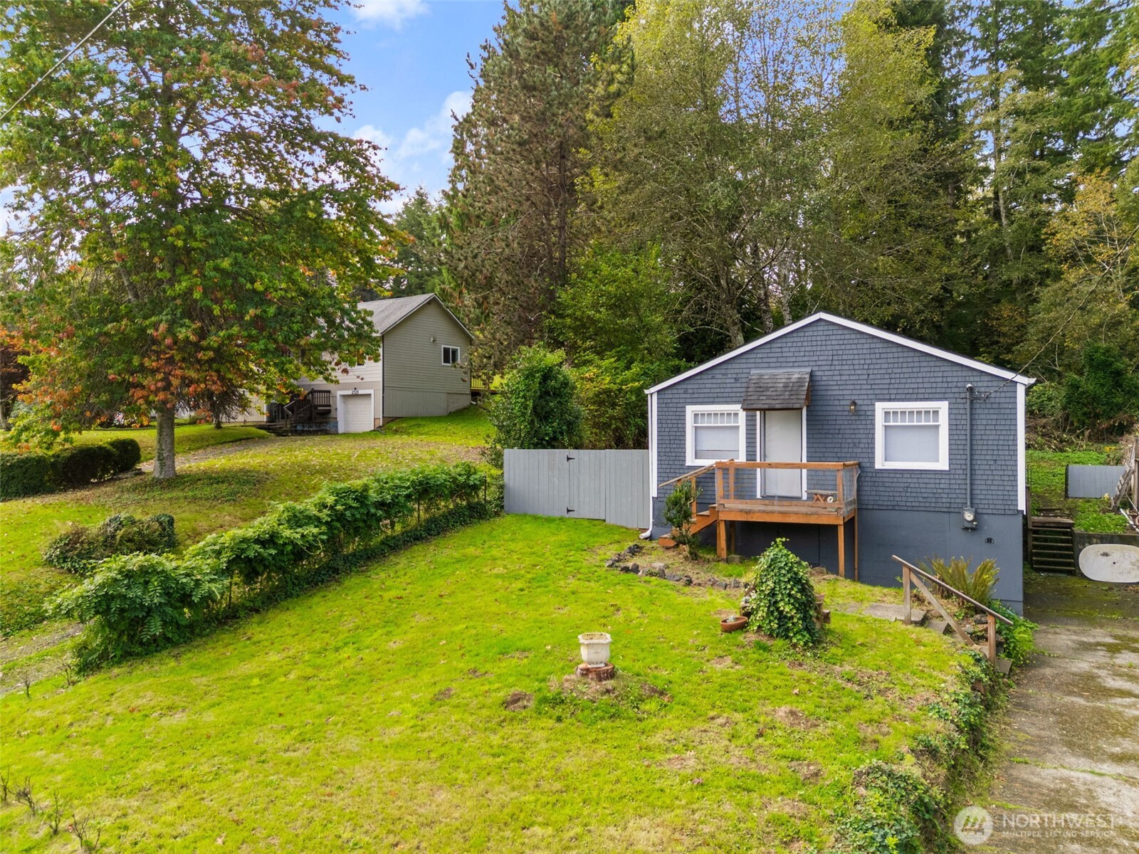 2735 Wishkah Road