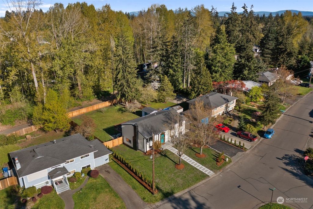 Photo of 14602 75th Avenue NE, Kenmore, WA 98028 (MLS # 2224659)
