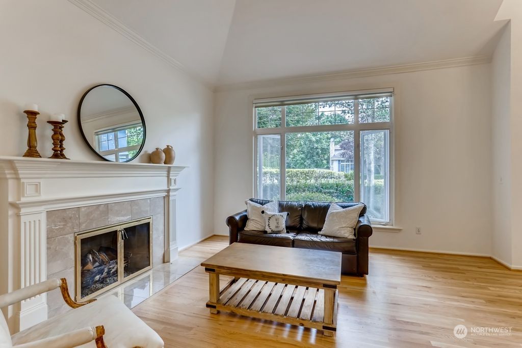 Photo of 26592 SE 15th Street, Sammamish, WA 98075 (MLS # 2151570)
