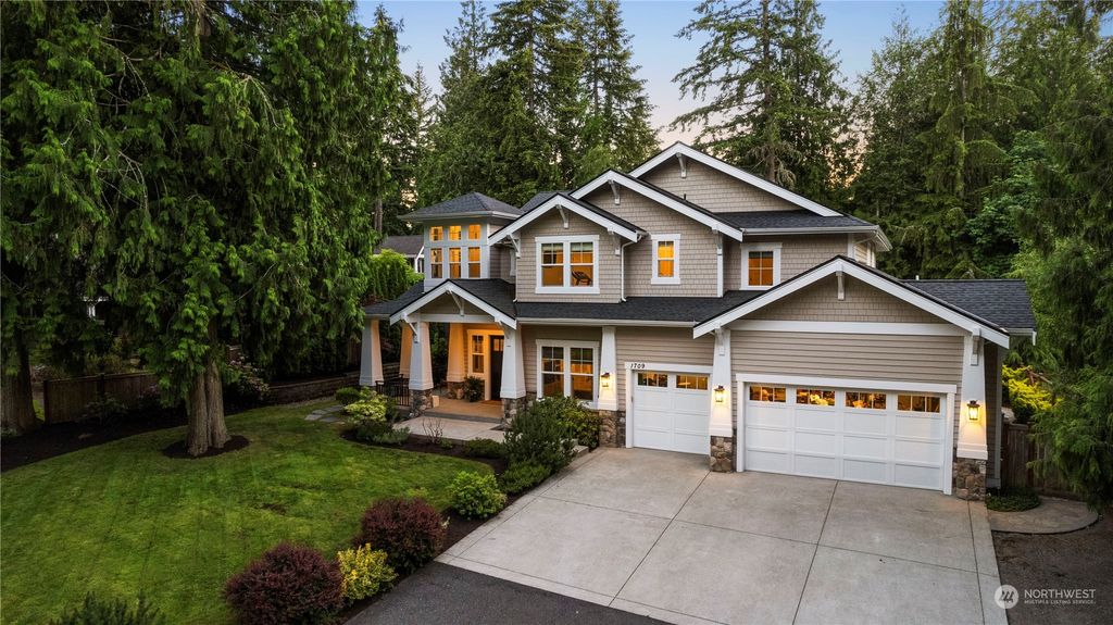 Photo of 1709 223rd Avenue SE, Sammamish, WA 98075 (MLS # 2249267)