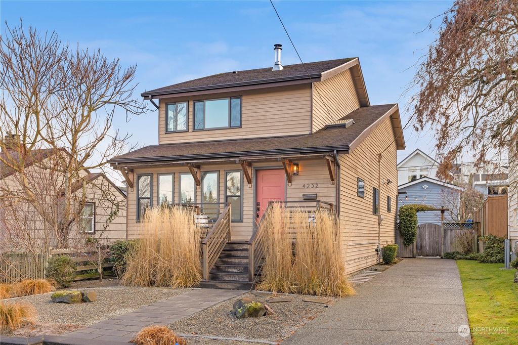 Photo of 4232 33rd Avenue W, Seattle, WA 98199 (MLS # 2331392)
