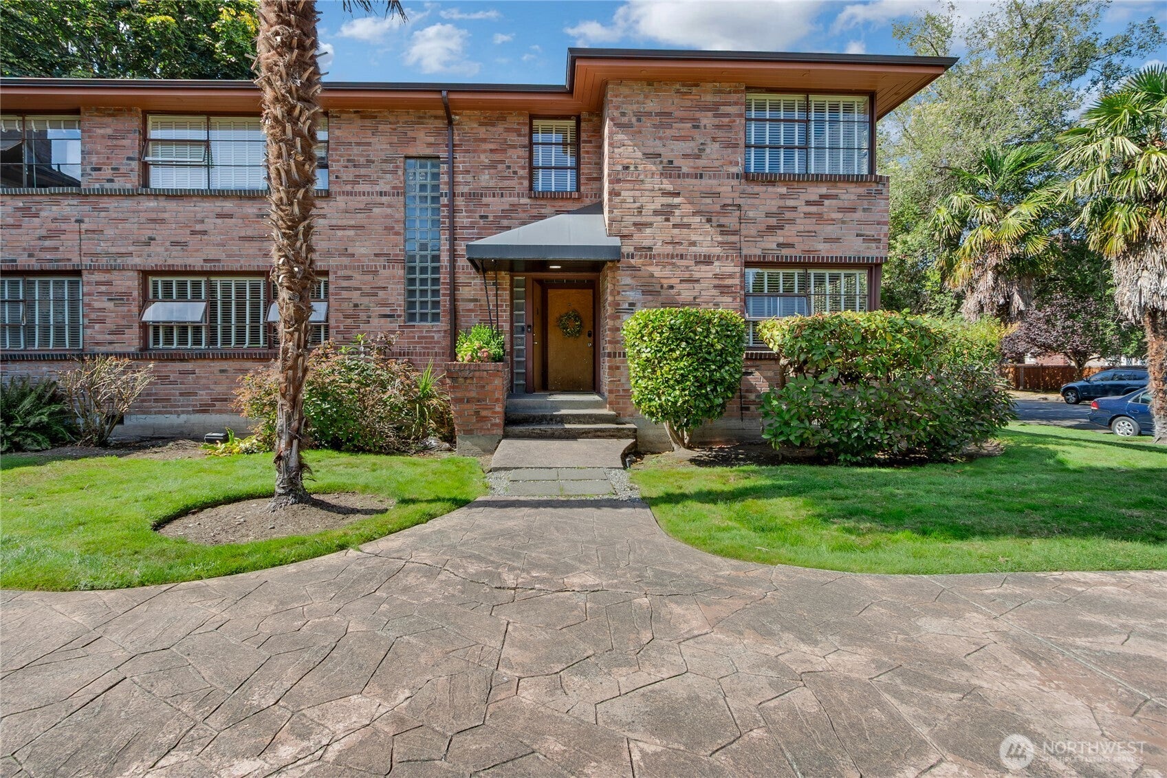 314 N G Street F1