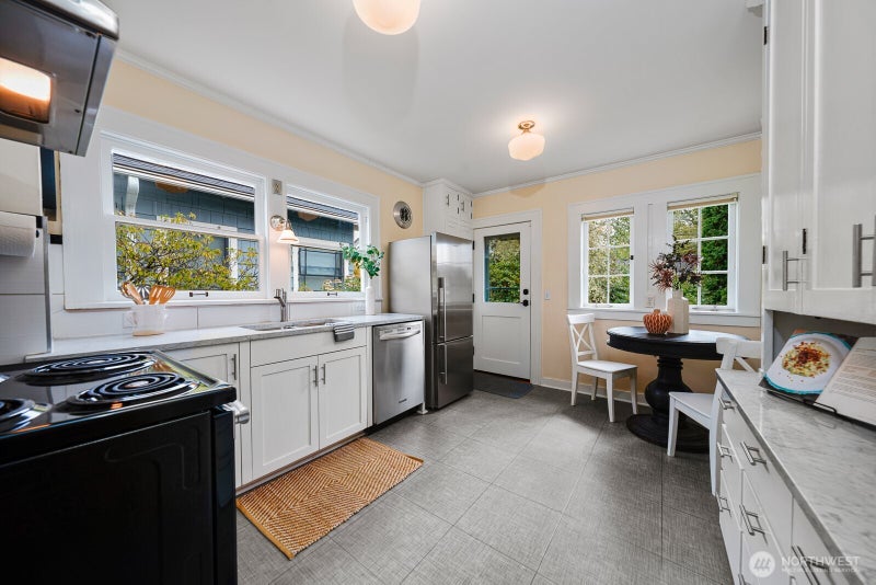 1019 NE 62nd Street