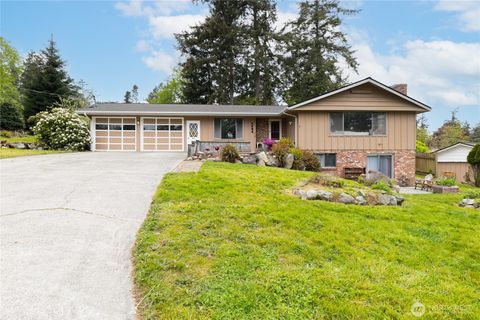 Photo of 2684 Olympic Drive, Oak Harbor, WA 98277 (MLS # 2517965)