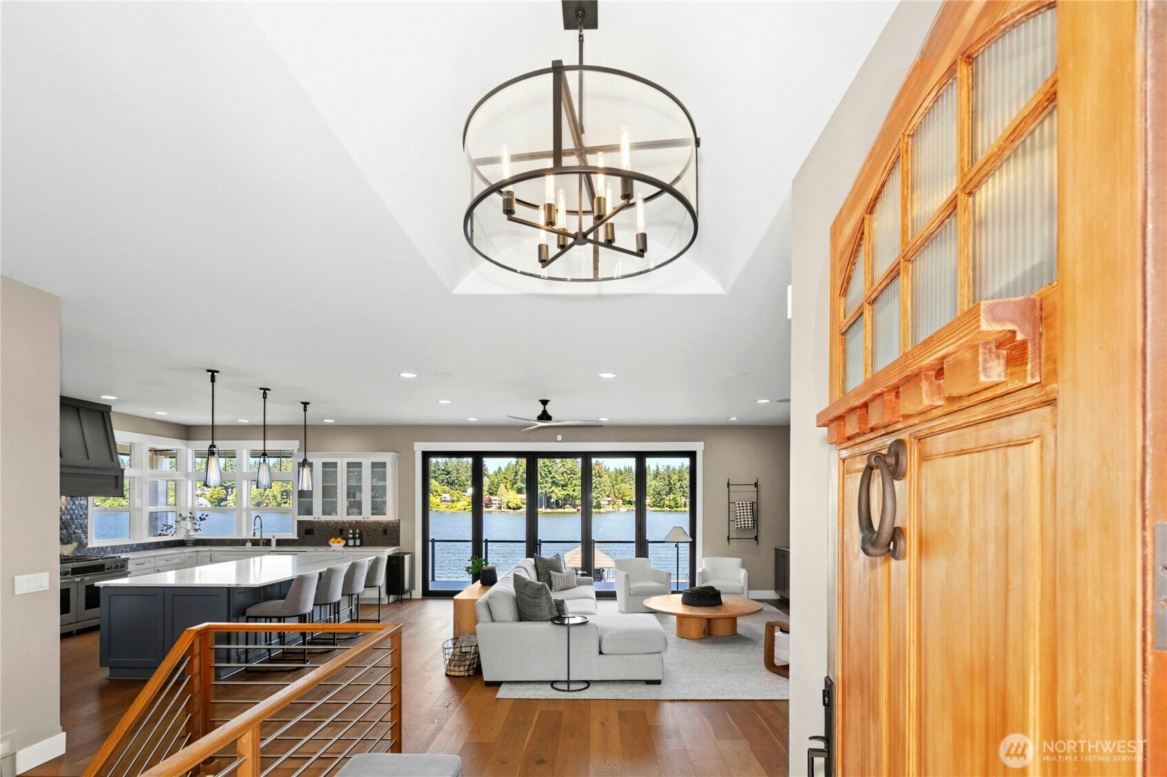3844 Long Lake Loop SE