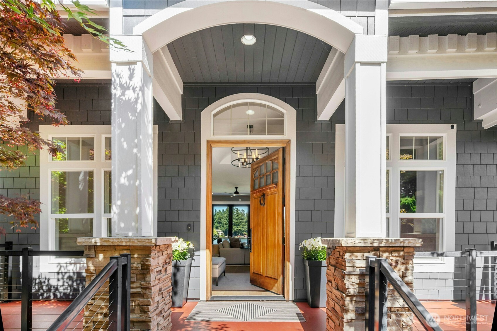 3844 Long Lake Loop SE