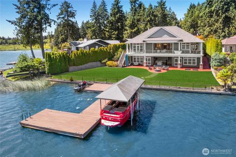 3844 Long Lake Loop SE Olympia WA 98503