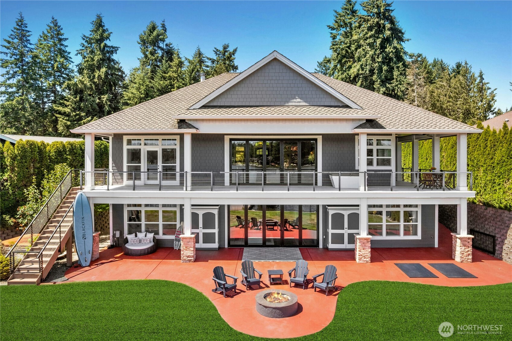 3844 Long Lake Loop SE