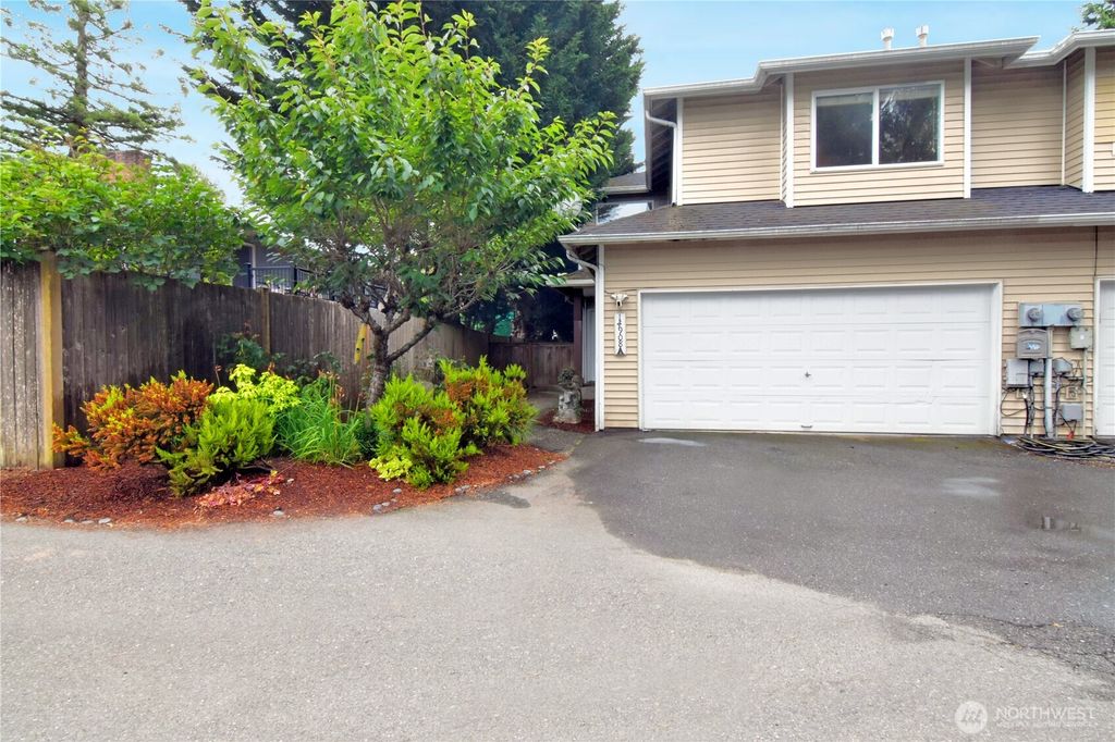 Photo of 14908 40th Avenue W #A, Lynnwood, WA 98087 (MLS # 2406668)