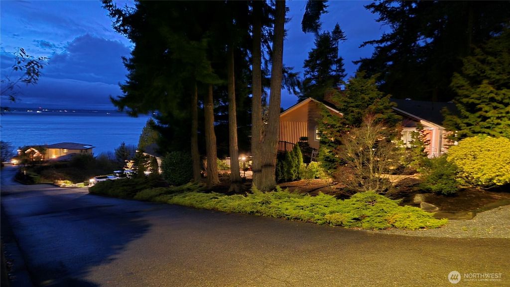Photo of 16342 RESI 72nd Avenue W, Edmonds, WA 98026 (MLS # 2470647)