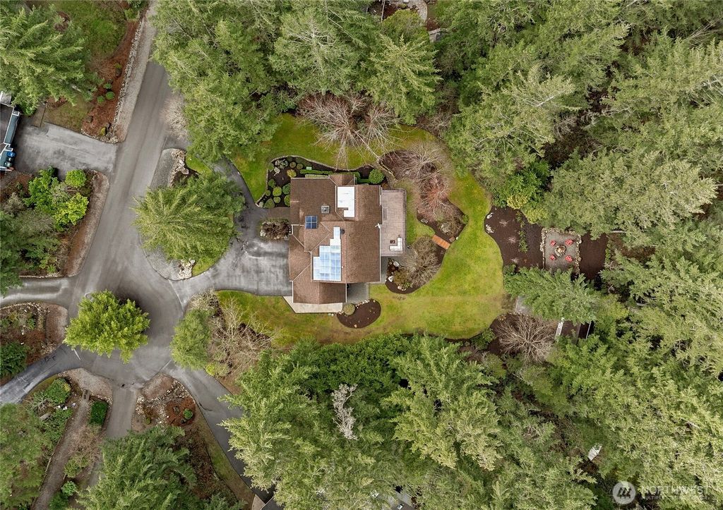 Photo of 45728 SE 139th Place, North Bend, WA 98045 (MLS # 2347366)