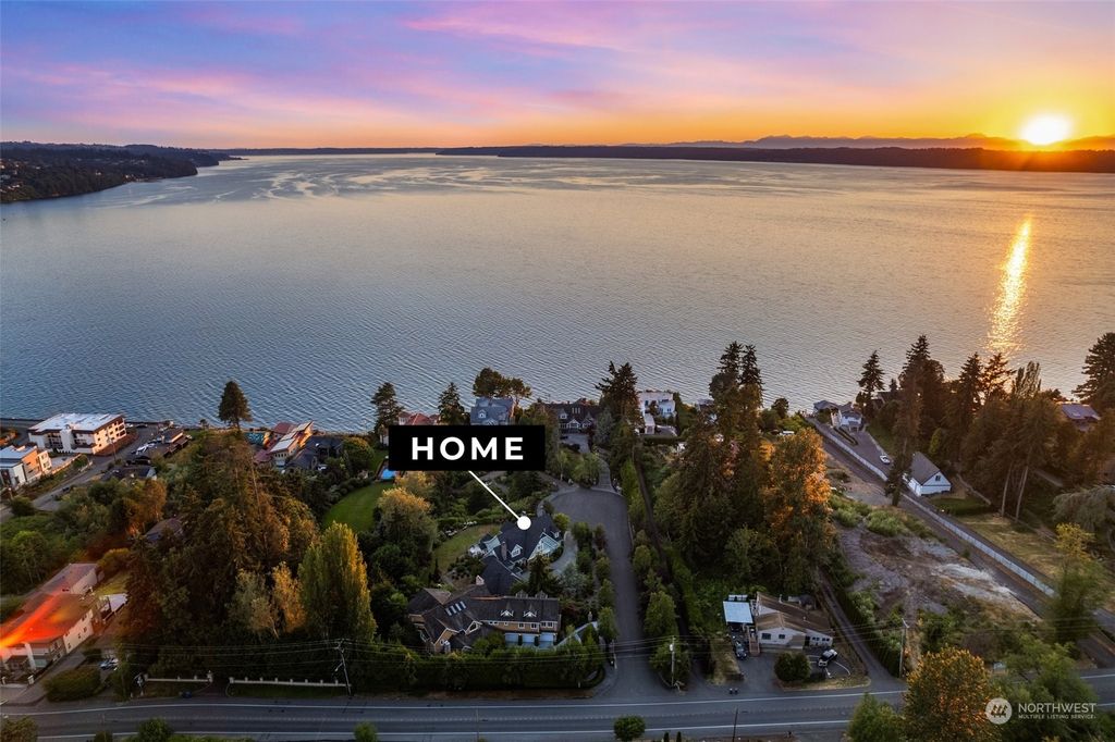Photo of 922 S 278th Place, Des Moines, WA 98198 (MLS # 2323591)