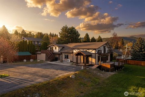 Photo of 10285 Ski Hill Drive, Leavenworth, WA 98826 (MLS # 2507268)
