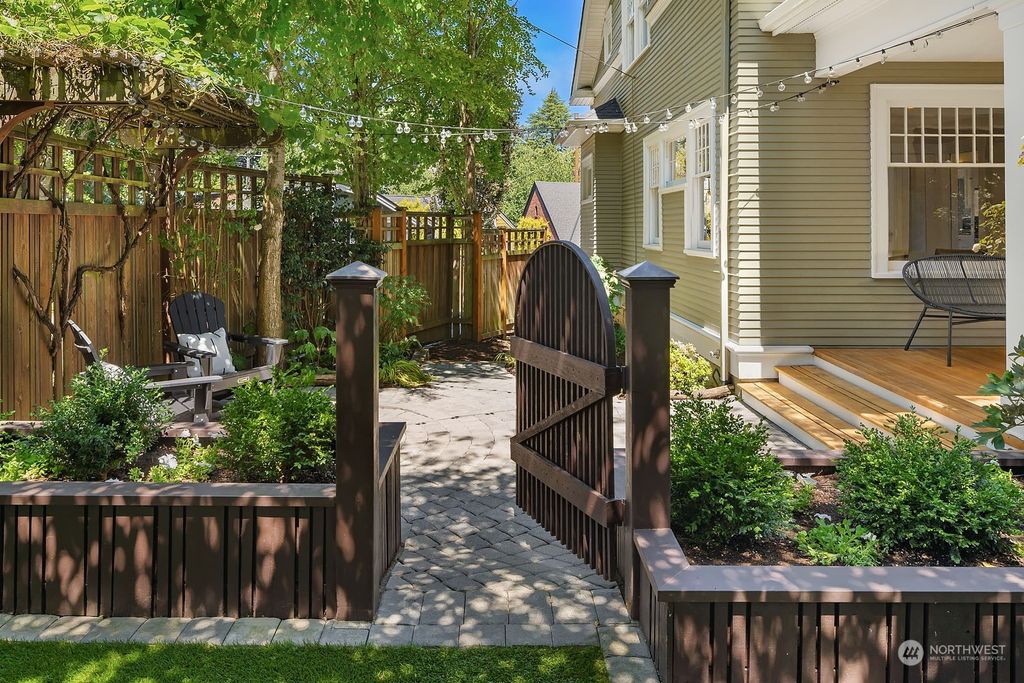 Photo of 3412 E Howell Street, Seattle, WA 98122 (MLS # 2133781)