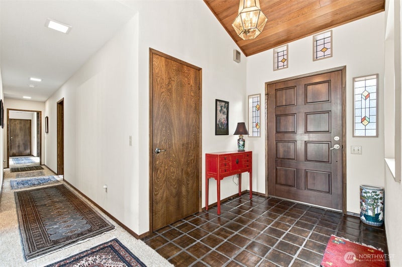 106 Fairway Place