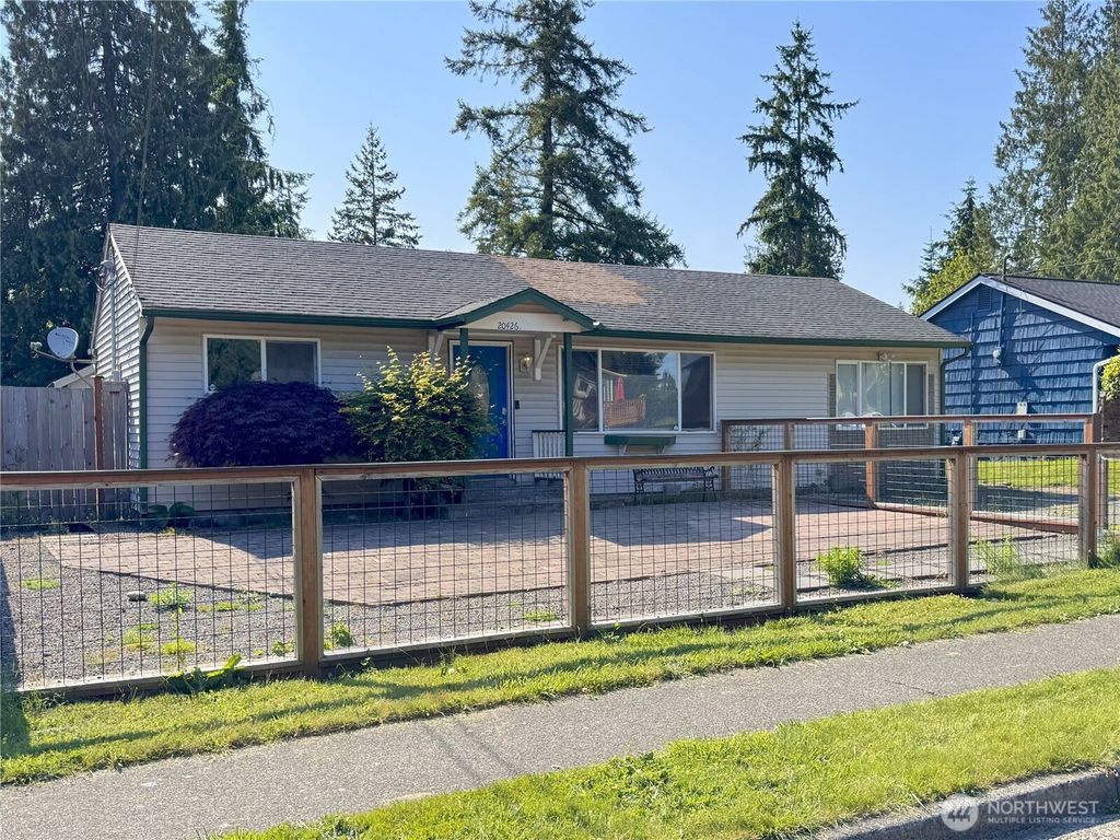 Photo of 20426 54th Avenue W, Lynnwood, WA 98036 (MLS # 2428427)
