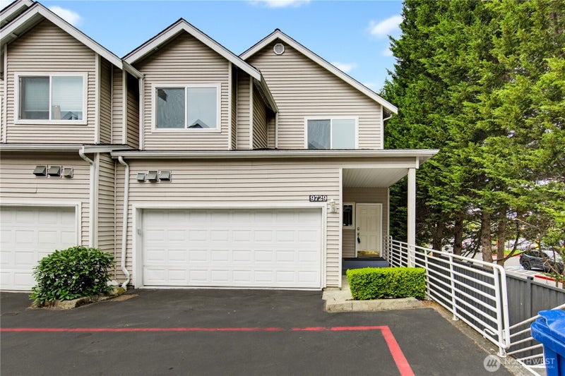 9729 26th Avenue SW 404