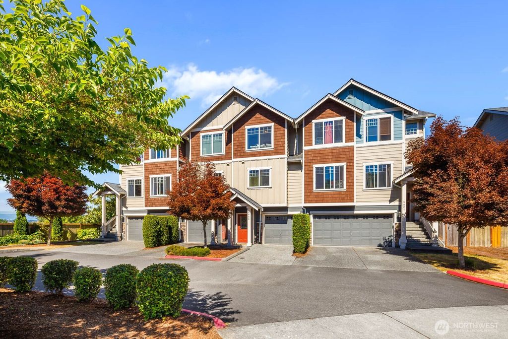 Photo of 3025 Belmonte Lane, Everett, WA 98201 (MLS # 2408856)