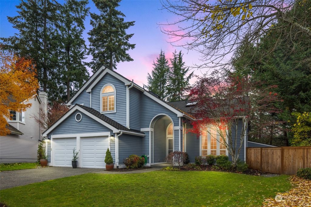 Photo of 25730 SE 39th Street, Sammamish, WA 98029 (MLS # 2307681)