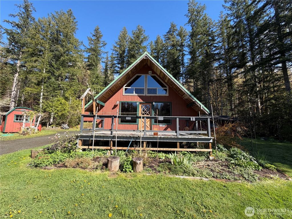 Photo of 2750 Leland Valley Road W, Quilcene, WA 98376 (MLS # 2498354)