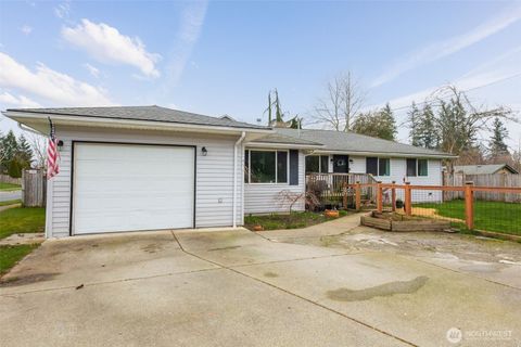 Photo of 231 99th Avenue SE, Lake Stevens, WA 98258 (MLS # 2484216)