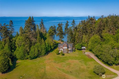 1744 Gasman Road Port Angeles WA 98362