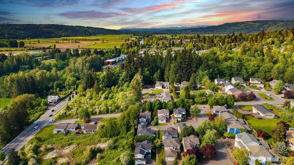 Photo of 14823 1st Avenue NE, Duvall, WA 98019 (MLS # 2521233)