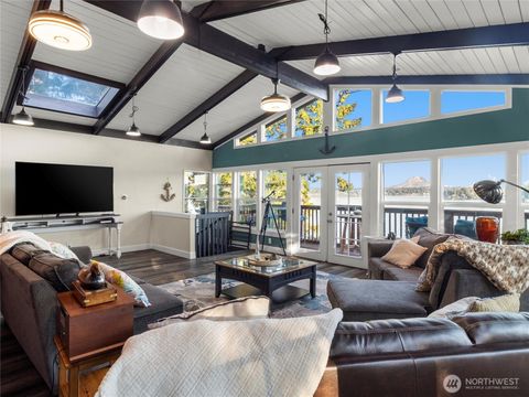 170 E Camus Drive Shelton WA 98584