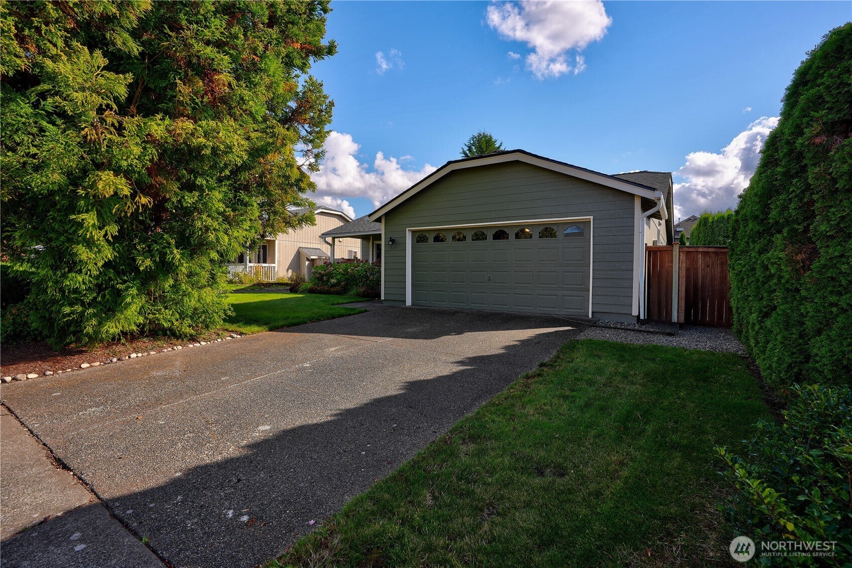 306 Williams Blvd NW