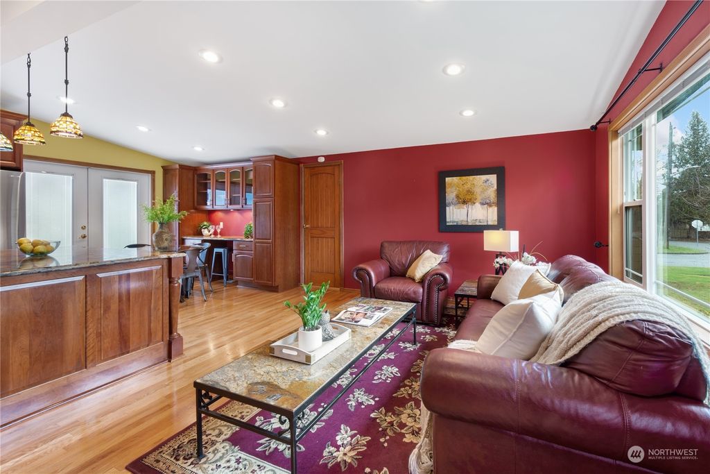 Photo of 2218 N 190th Street, Shoreline, WA 98133 (MLS # 2045384)